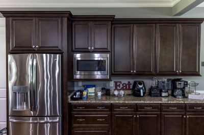 Kitchen Cabinets Refacing detail