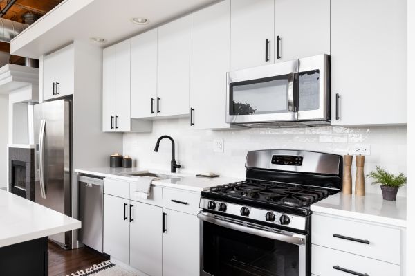 Cabinet Restyling in Huntsville