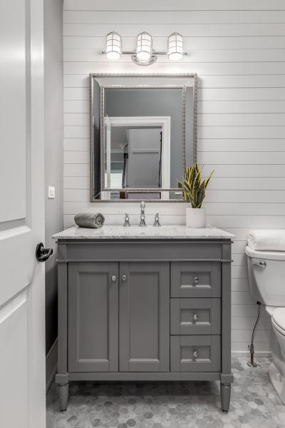 Vanity Refacing in Huntsville