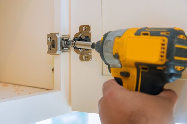 Cupboard Door Hinge Repair in Huntsville